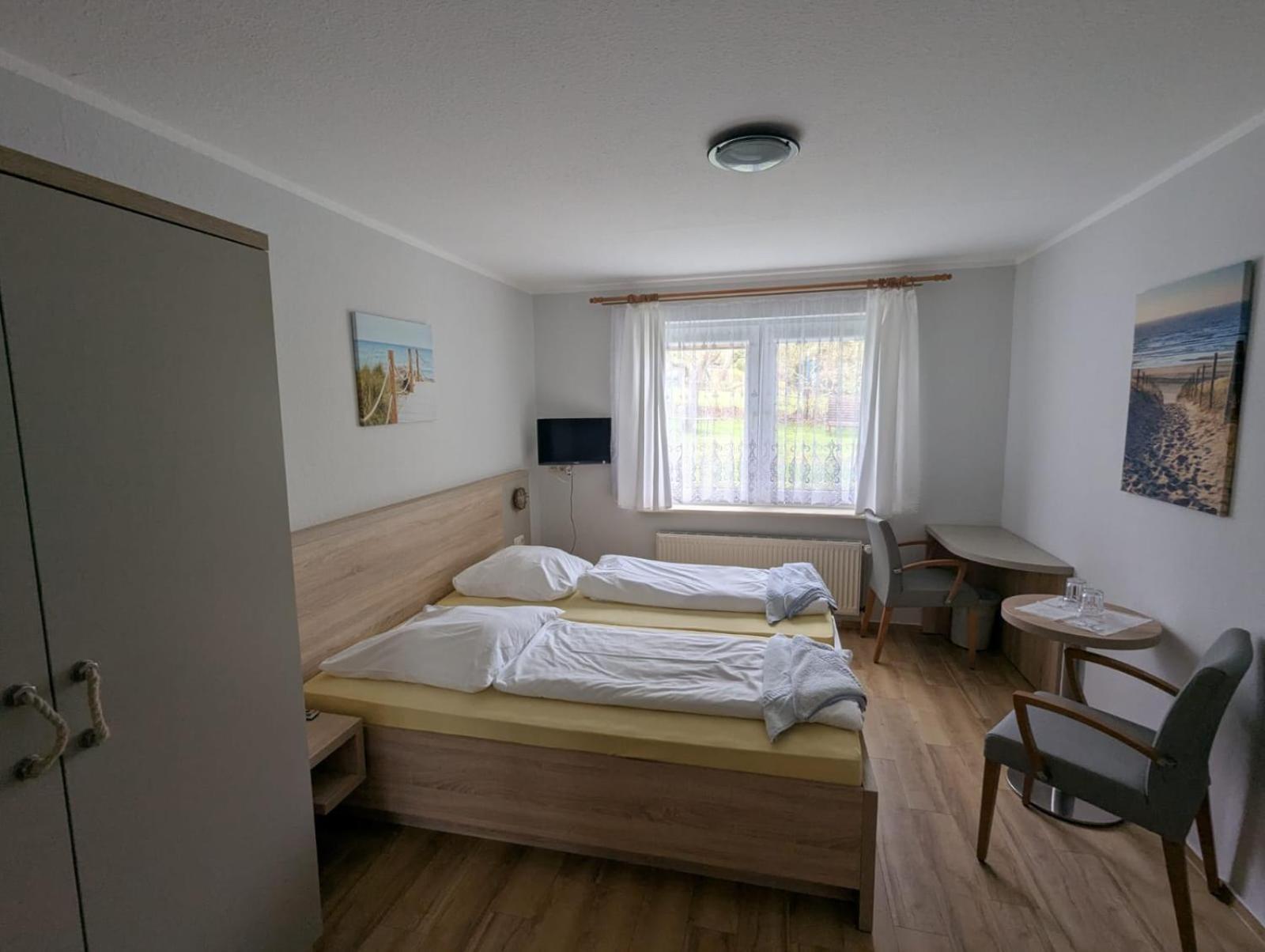 Pension & Restaurant Haus Hiddensee Kloster Eksteriør bilde